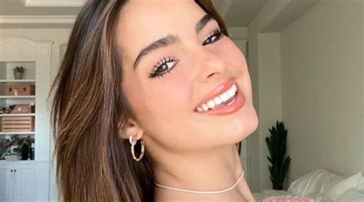 Addison Rae Asked Who Her ‘Least Favorite’ Kardashian Is During Game – Check Out Her Flustered Reaction And Answer!