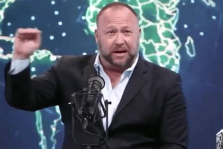 Alex Jones Goes Viral After Saying He Will Eat His Neighbors And Describes Butchering Them So His Kids Won’t Starve — Watch Disturbing Video