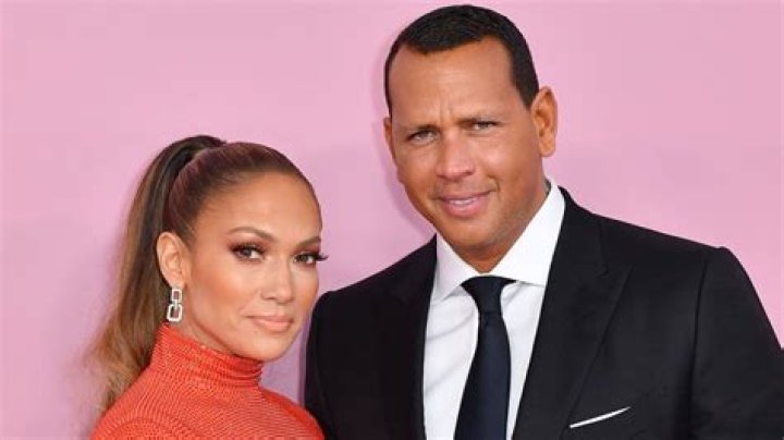 Alex Rodriguez Gushes Over Fiancee Jennifer Lopez After Her Hot Runway Walk Moment!