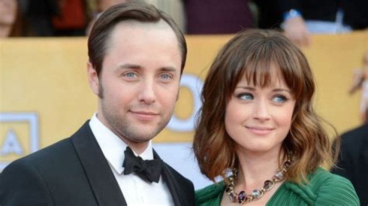 Alexis Bledel And Vincent Kartheiser Are Getting Divorced
