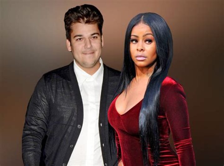 Alexis Skyy Shows Off A Stunning Black Bodysuit After Revealing She’s Dating Rob Kardashian – People Say She Looks Like Remy Ma