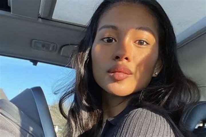 Ammika Harris Impresses Fans With New Gorgeous Photos