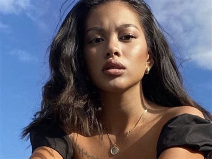 Ammika Harris’ ‘Makeup Check’ Video Has Fans Saying She Has A Perfect Face