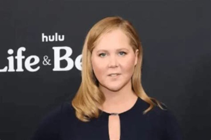 Amy Schumer Jokes About Coronavirus Scare In New IG Post