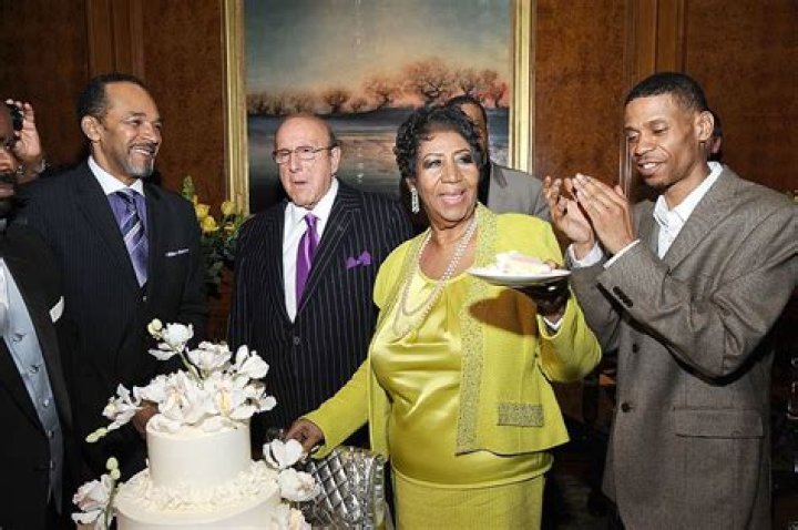 Aretha Franklin’s Sons And Niece Showed No Respect On The Anniversary Of Her Death But Fight Over Her Money After Almost $1 Million In Uncashed Checks Were Discovered