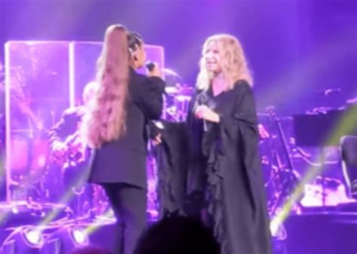 Ariana Grande And Barbra Streisand Perform Duet To No More Tears — Watch The Amazing Video