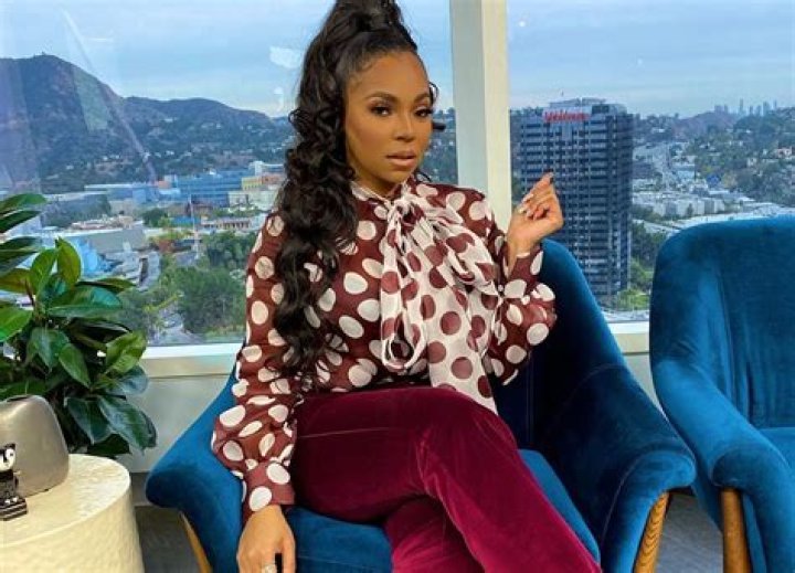 Ashanti Brings The Heat This Winter By Flaunting Her Killer Abs In New Photos — But Some Fans Are Still Mad For This Reason