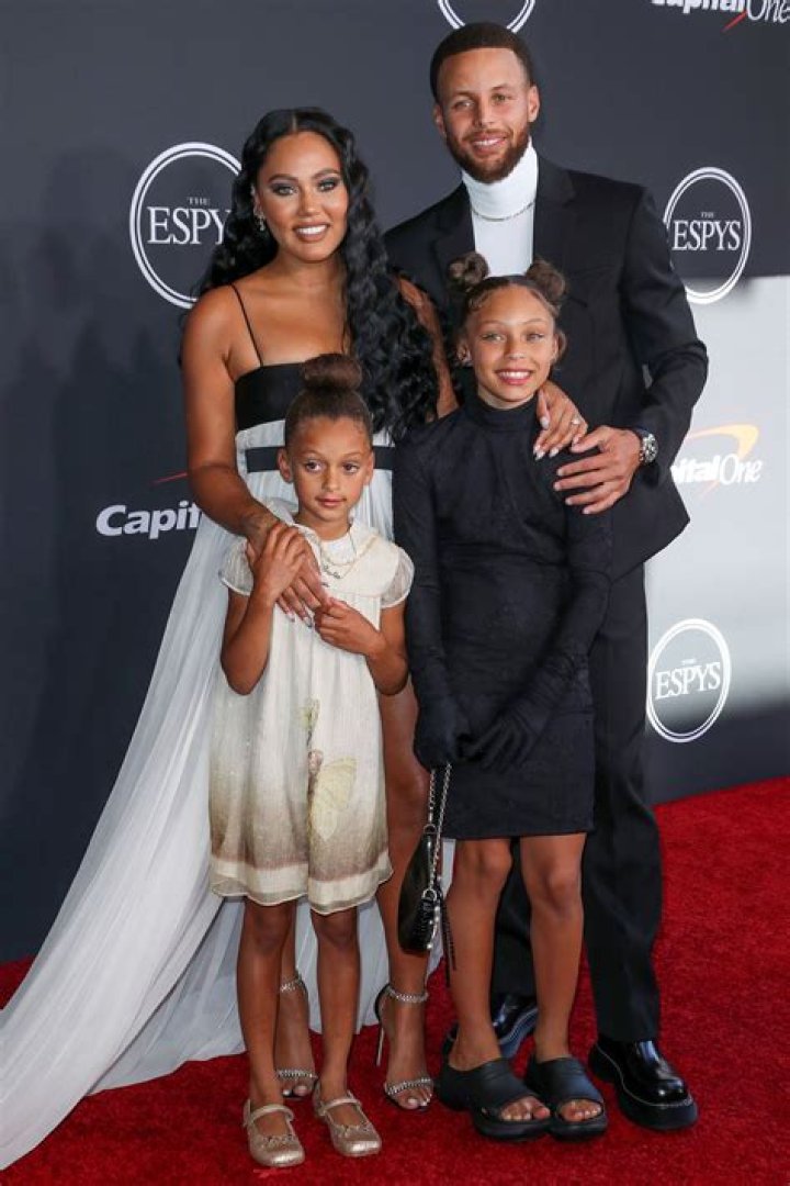 Ayesha Curry’s Toddler Looks Just Like His Dad Steph Curry And Fans Are Shook!