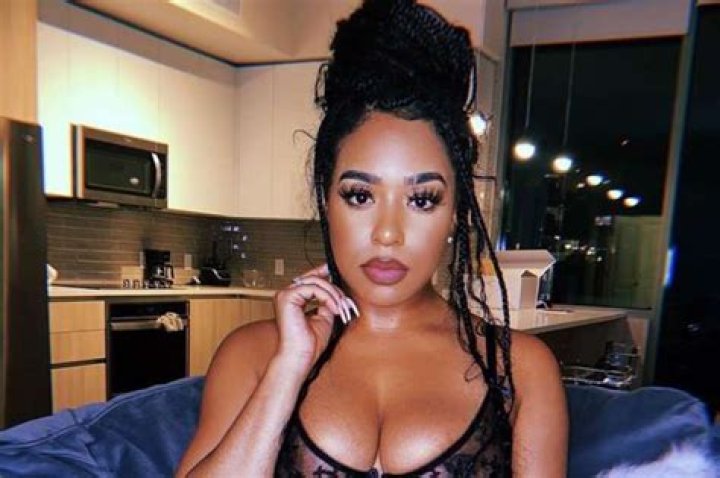 B. Simone Under Fire Again For Podcast Where She Used Transphobic Slur And Made Fun Of The LGBT