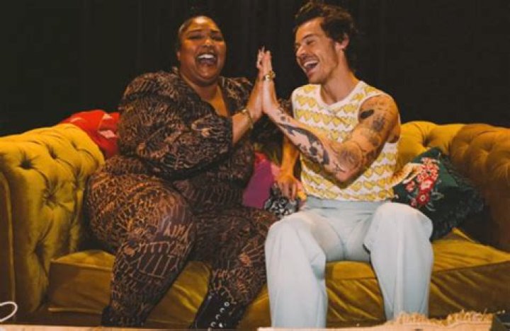 Before His Last Performance In Chicago, Harry Styles And Lizzo Reunited Backstage