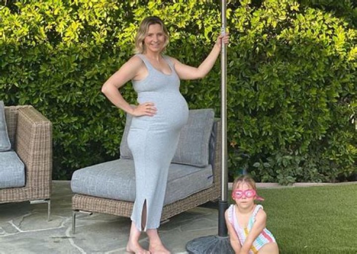 Beverley Mitchell Is Pregnant And Eating Foods She Hasn’t Touched In Years!