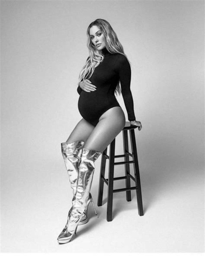 Beyonce’s Face Looks Very Different In New Photos At Tyler Perry’s Event, And It Has Her Fans Saying She is Pregnant With Baby Number 4