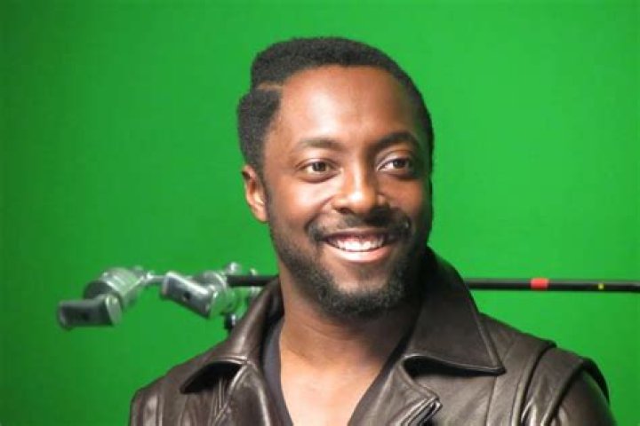 Black Eyed Peas Frontman Will.i.Am Accuses Flight Attendant In Social Media Rant