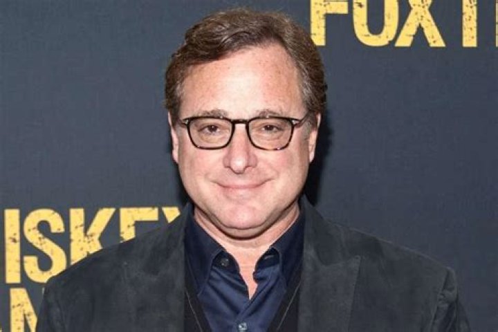 Bob Saget Deletes Tweet About “Lying” Allegedly In Reference To Lori Loughlin Cheating Scandal