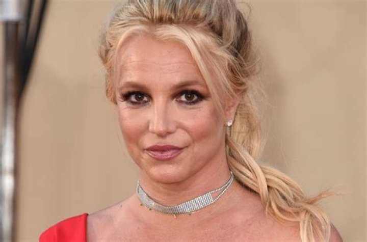 Britney Spears Addresses Fans’ Concerns Over Her ‘Red’ Clues In New IG Clip!