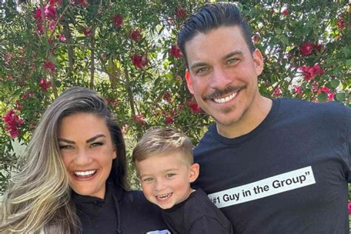 Brittany Cartwright And Jax Taylor Having A Boy Or A Girl? – Check Out Their Official Announcements!