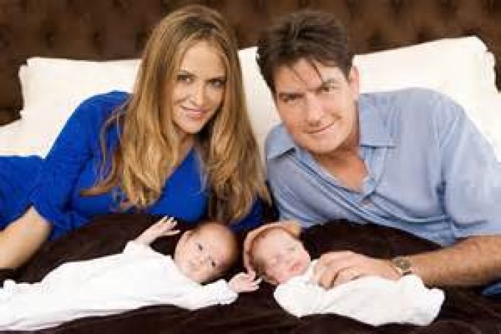 Brooke Mueller Charlie Sheen’s Ex Appears To Be Holding Meth Pipe In New Video