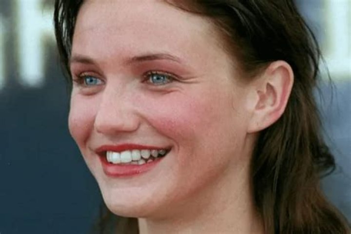 Cameron Diaz Was Detained At The Paris Airport With A Suitcase Of Drugs