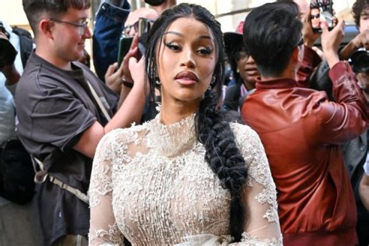 Cardi B Responds To Being Canceled On Twitter Over Alleged Secret IG Account Used To Drag Fellow Female Stars!