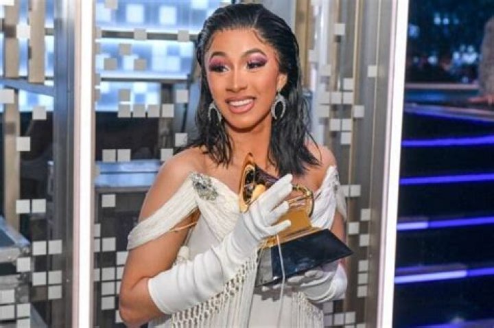 Cardi B Reveals She Was Paid Less Than White Artists In Both The Music And Fashion Industries – Says It Feels ‘Insulting!’