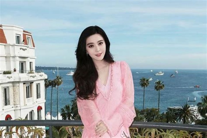 Chinese And Hollywood Star Fan Bingbing Expresses Gratitude For The Lessons She Learned Following Her House Arrest Detainment By Chinese Government