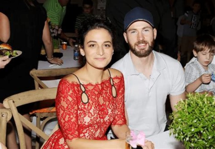 Chris Evans Admits That Finding A Wife Is His Top Priority Now