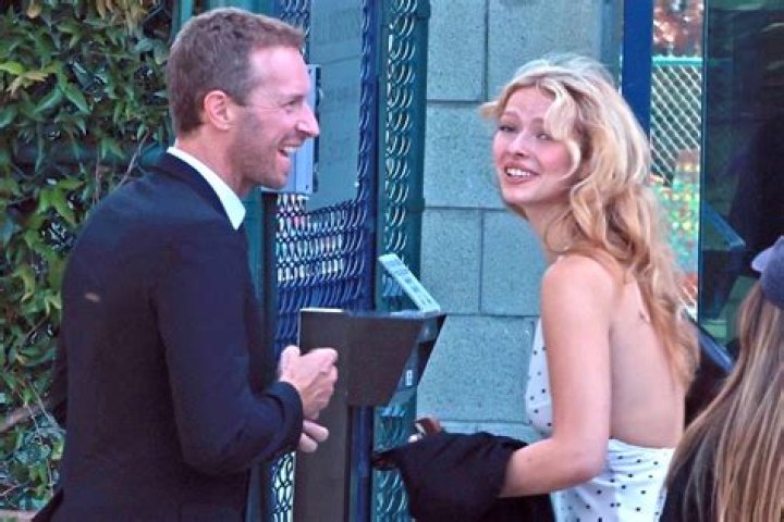 Chris Martin and Gwyneth Paltrow praise their daughter Apple’s graduation together