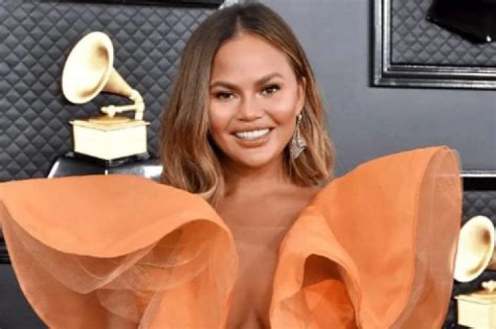 Chrissy Teigen Shows The Aftermath Of Her Breast Implant Removal Surgery