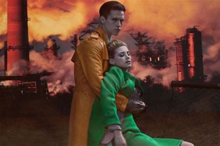 Cole Sprouse And Lili Reinhart Break Up Rumors Put The Power Of Privacy Back In Their Hands