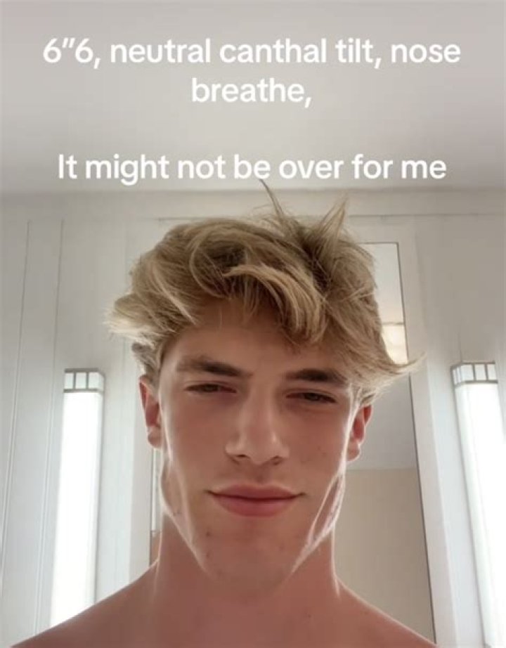 Cole Sprouse And Lili Reinhart Might Not Be Over For Good, Multiple Sources Say – Here’s Why!