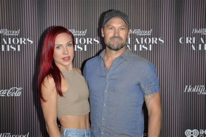 Courtney Stodden Fuels More Brian Austin Green Dating Rumors With New Hot Tub Video