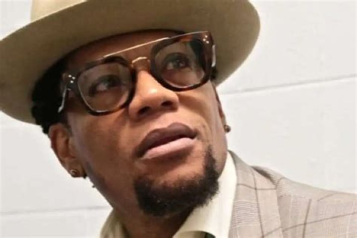D. L. Hughley Blasts ‘Unqualified’ Ice Cube Over President Donald Trump Campaign Meeting In Viral Video