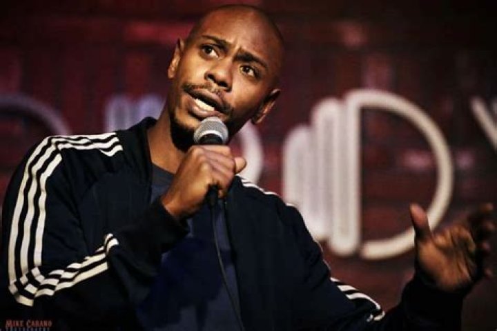 Dave Chappelle Says People Should Put Down Their Phones And Live In The Moment