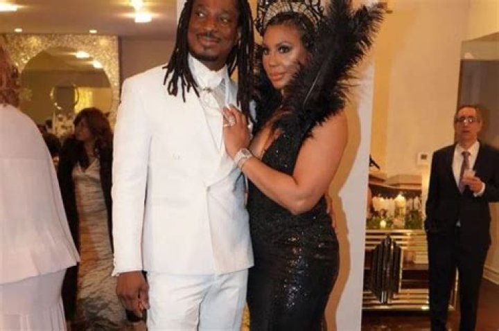 David Adefeso Is Praising One Of His Fans, Angela, In A New Video