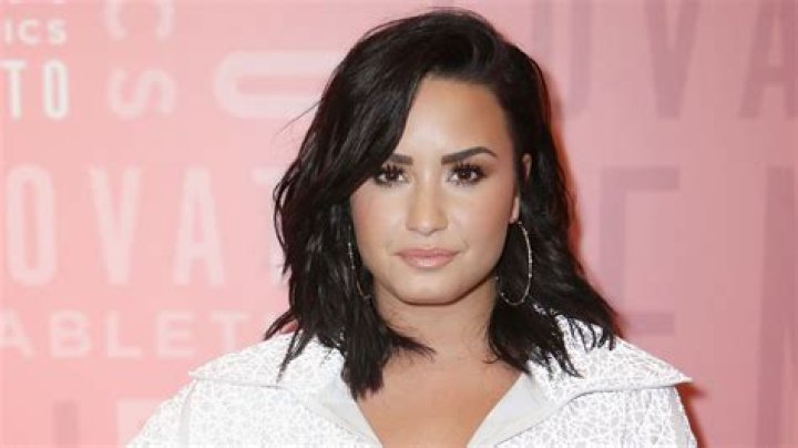 Demi Lovato Reportedly Checks Herself Back Into Rehab – People Call Her A Bully Who’s Now Being Bullied After The 21 Savage Meme Drama