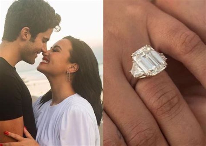 Demi Lovato Wore A Retrofete Dress And Showed Off Her Peter Marco Diamond Engagement Ring
