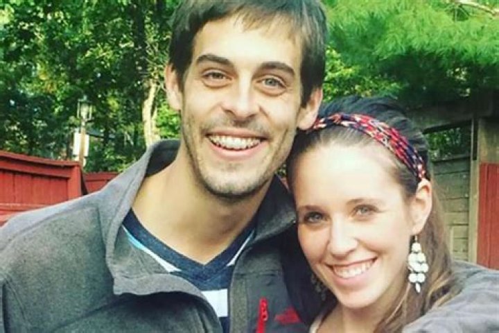 Derick Dillard Is Reportedly The Reason Counting On Stars The Duggar Family Are No Longer Close With The Bates Family