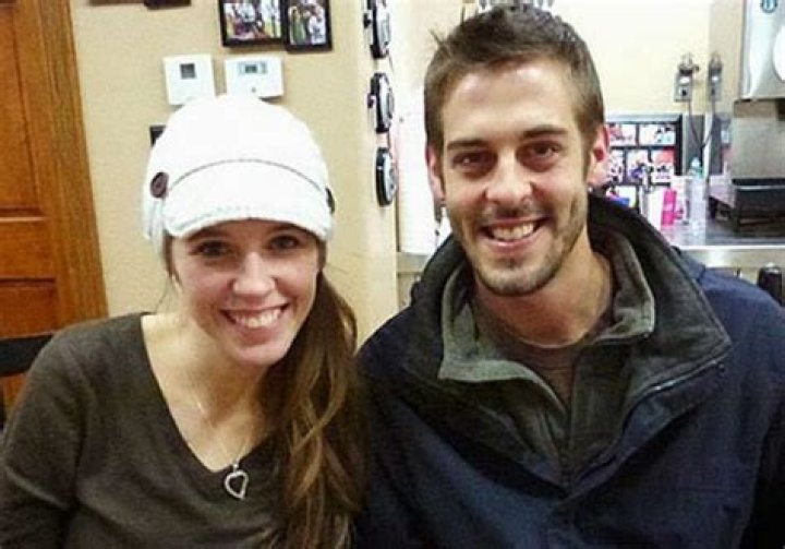 Derick Dillard Slams Jill Duggar! Disgraced Counting On Star Implies That He ‘Settled’ For Her
