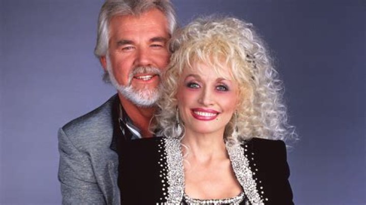 Dolly Parton Dishes On Her Very Private Marriage With Longtime Husband Carl Dean – Jokes About Theories He’s Made Up!