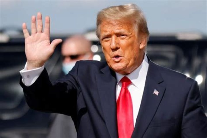 Donald Trump And His New Lawyers Mocked On Twitter For Misspelling ‘United States’ In Late Formal Answer To His Impeachment