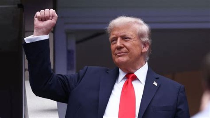 Donald Trump Gets Booed By The Crowd After Showing Up At World Series Game – They Also Chant ‘Lock Him Up!’