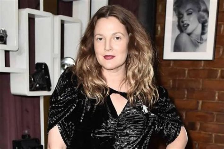 Drew Barrymore Confirms Bizarre Rumor That Her Grandfather’s Body Got Stolen From The Morgue After He Passed – Here’s Why!