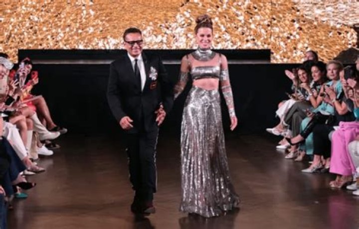 During the Runway 7 Spring/Summer 2023 Collection, Kate Beckinsale Strolls Down The Catwalk Donning Naeem Khan