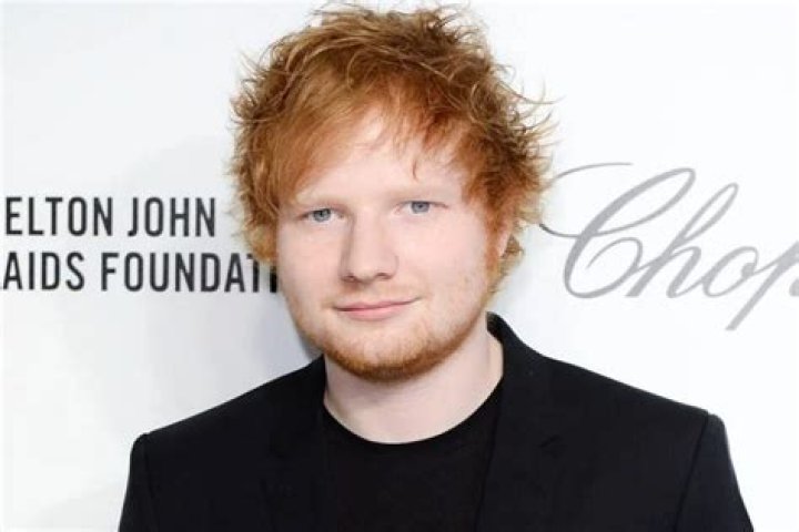 Ed Sheeran – Fire Breaks Out At His House In England!