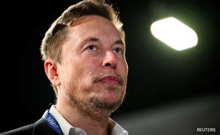 Elon Musk Refuses Board Seat At Twitter After Buying Massive Stake