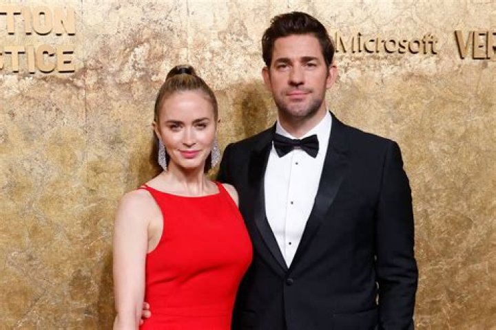 Emily Blunt’s SAG Award Was Big But Not As Thrilling As Fans’ Response To John Krasinski’s Reaction