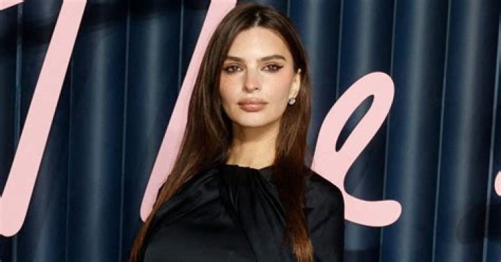 Emily Ratajkowski Shows Off Her Unbelievable Curves In New Video That’s Going Viral