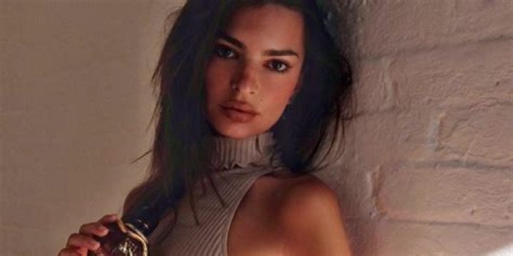 Emily Ratajkowski Wows In Cut-Out Bathing Suit While She Calls Penelope Cruz Her Muse