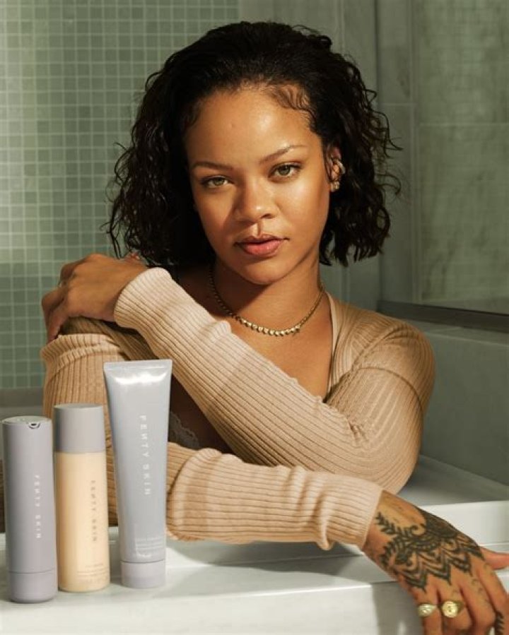 Enter To Win A Chance To Meet Rihanna And Get A Fenty Beauty Makeover By Supporting Her Clara Lionel Foundation