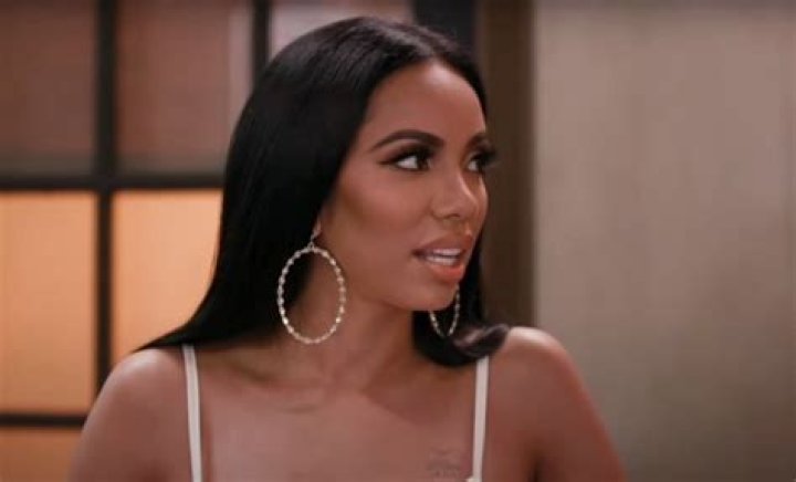 Erica Mena Shares A Controversial Message And Fans React – She Slams Safaree